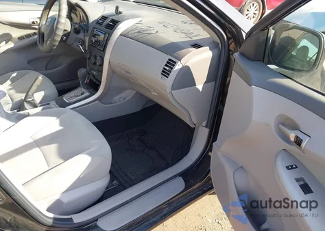 2010 Toyota Corolla Le z USA, uszkodzony, nr VIN 2T1BU4EE4AC313326